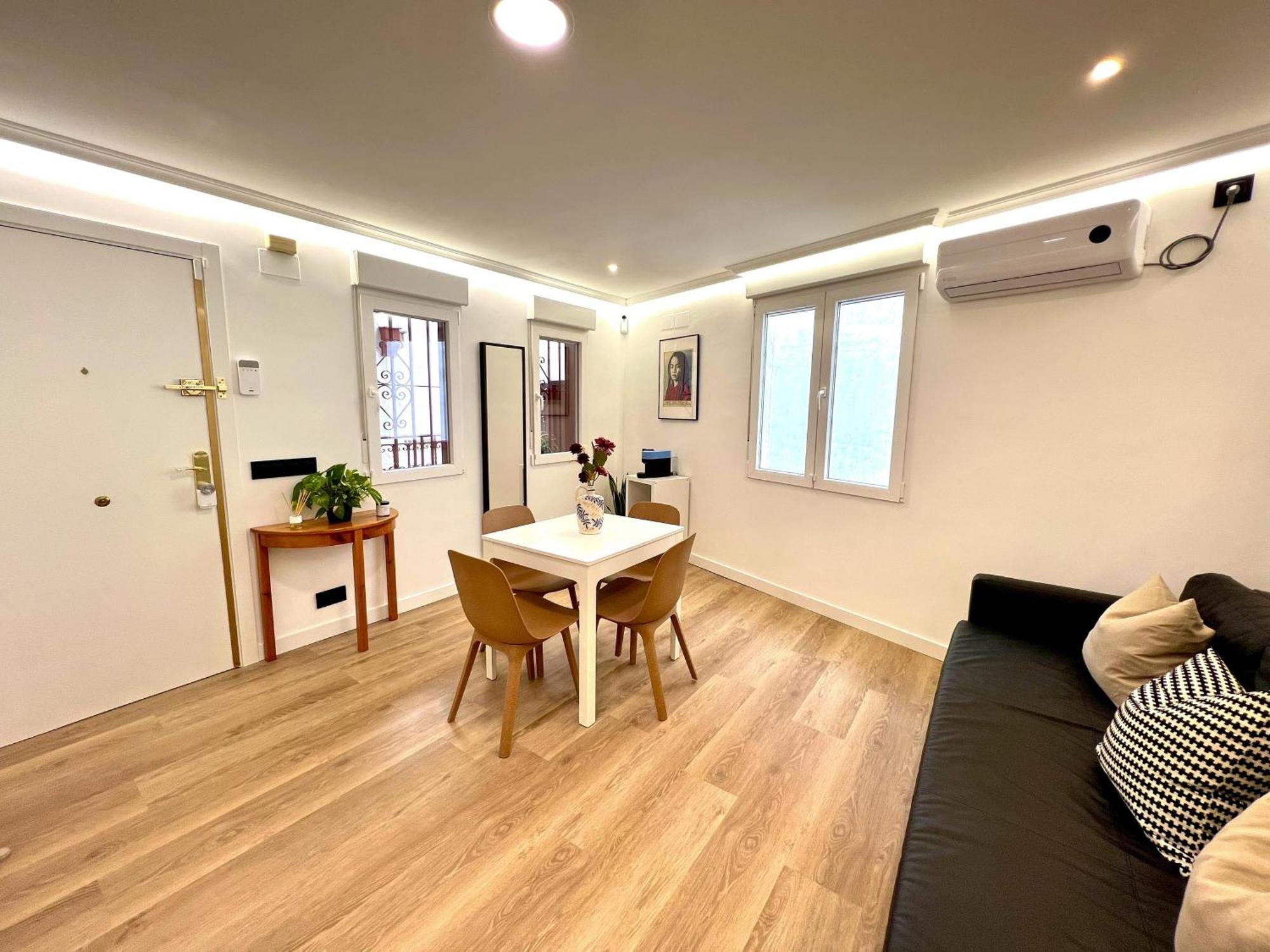 Apartment In The Heart Of Madrid-Piso En Malasana Exterior foto