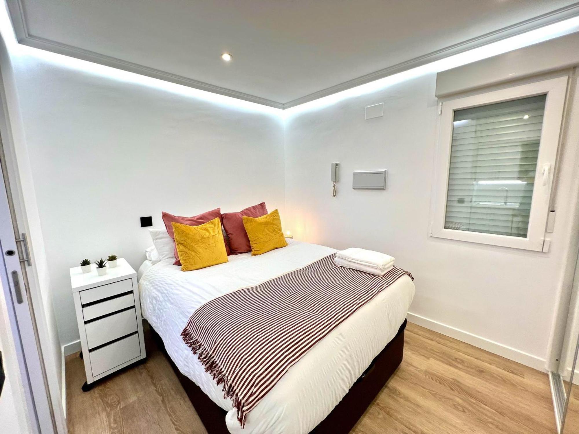 Apartment In The Heart Of Madrid-Piso En Malasana Exterior foto