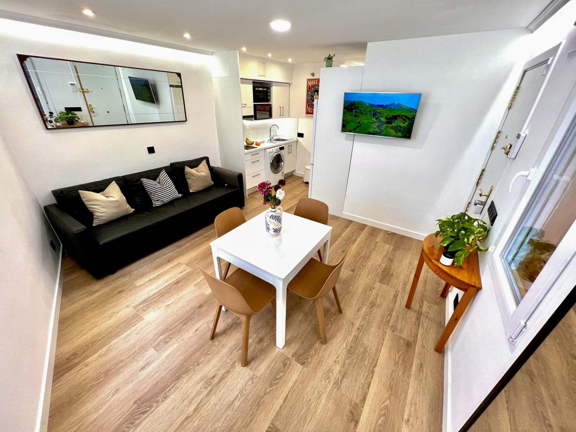 Apartment In The Heart Of Madrid-Piso En Malasana Exterior foto