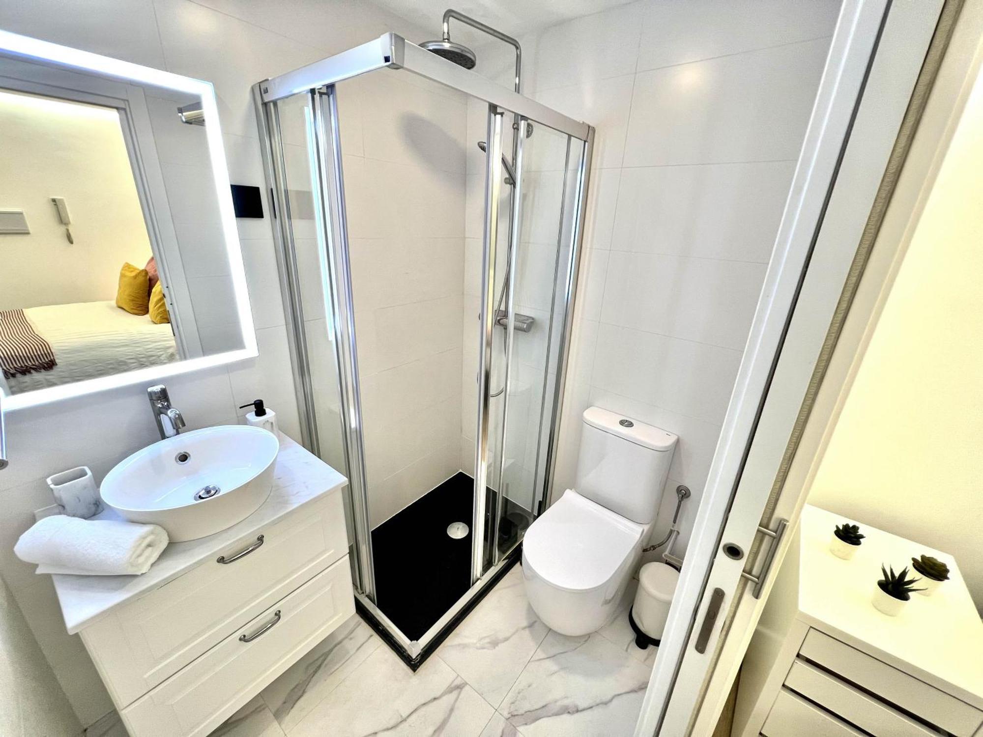 Apartment In The Heart Of Madrid-Piso En Malasana Exterior foto
